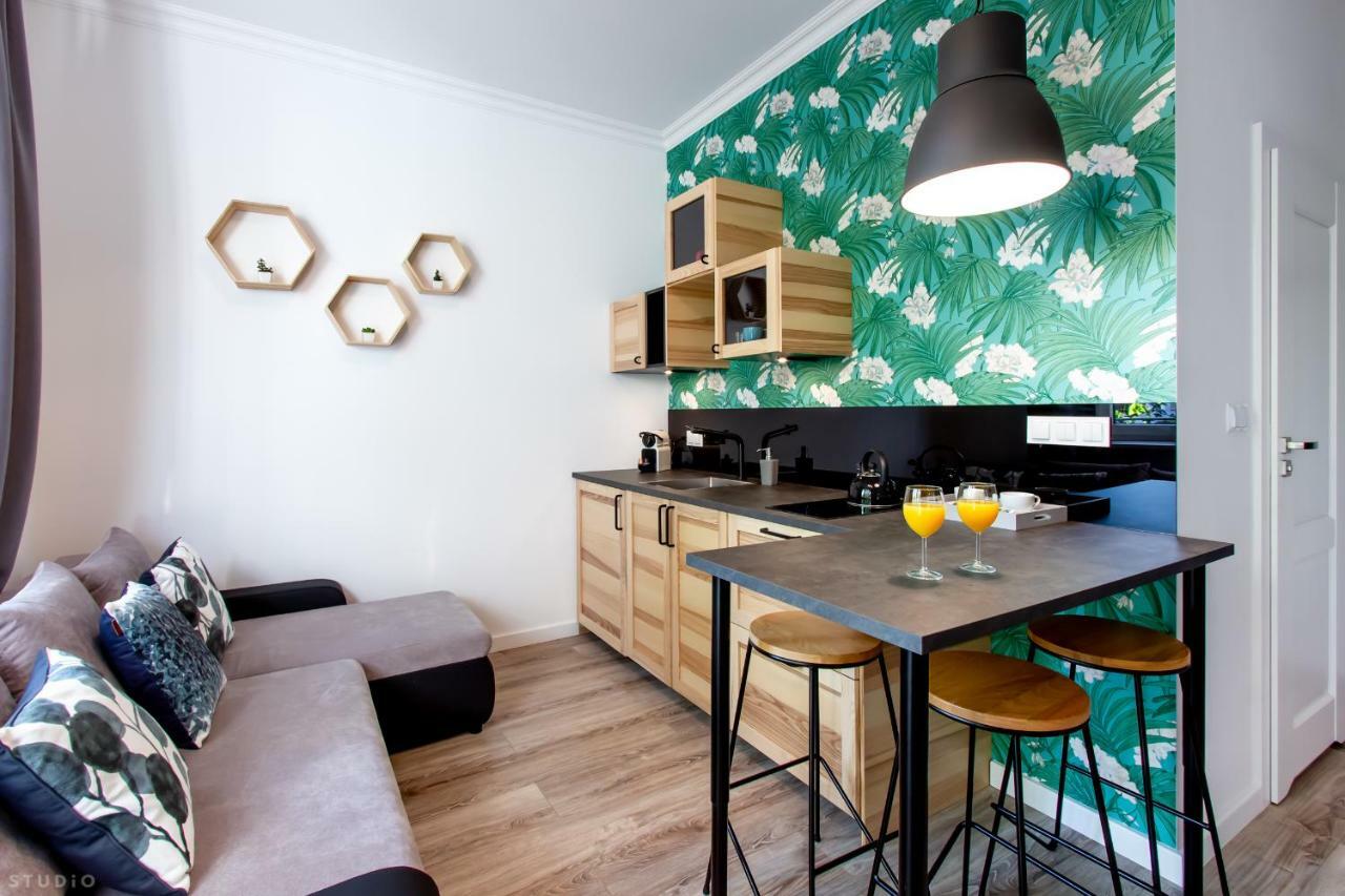 Clicktheflat The Warsaw Rising Museum Apartments Buitenkant foto